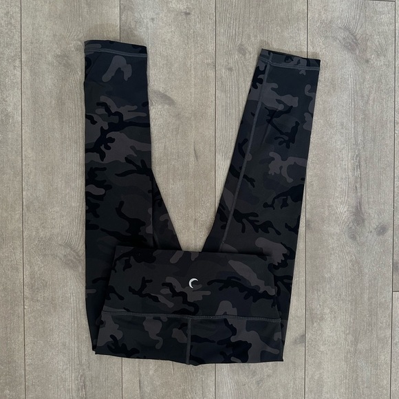 Zyia Active Leggings size 0 camo - Picture 2 of 9